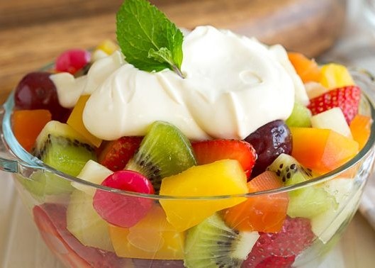 Fruit salad with Icecream